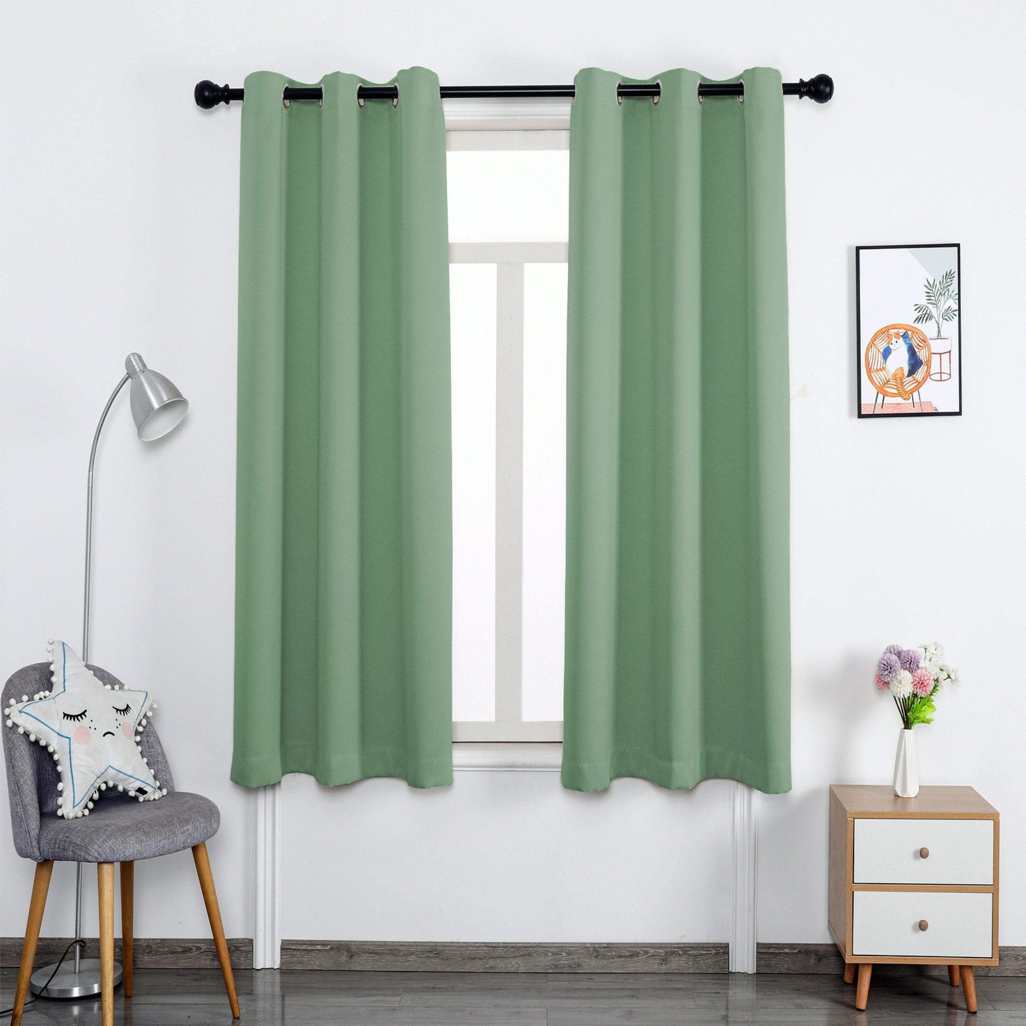 Hyper Cover 3-Layer Blockout Eyelet Curtains Emerald Green | Thermal Drapes - 132x137 cm -