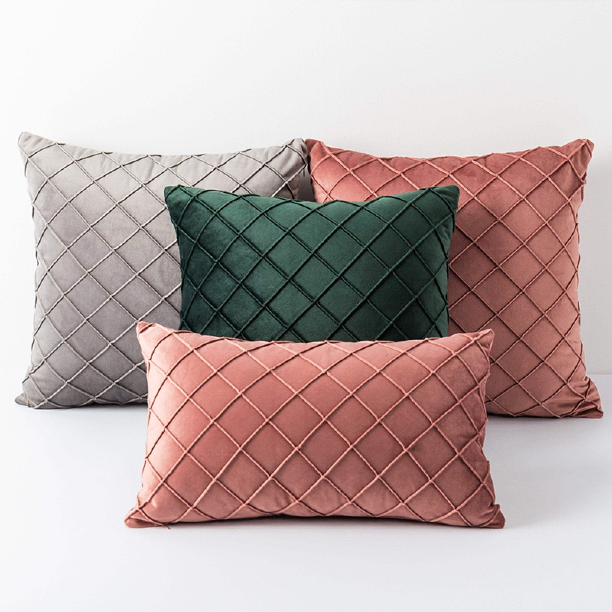 Hyper Cover Diamond Velvet Cushion Cover | Geometric Pleated Throw Pillow Case - Beige - 30x50 cm