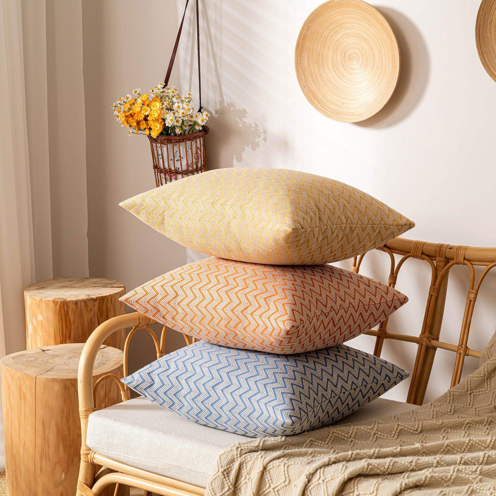 Hyper Cover Chevron Jacquard Cushion Cover | Geometric Zigzag Pillow Case - Amber - 30x50 cm