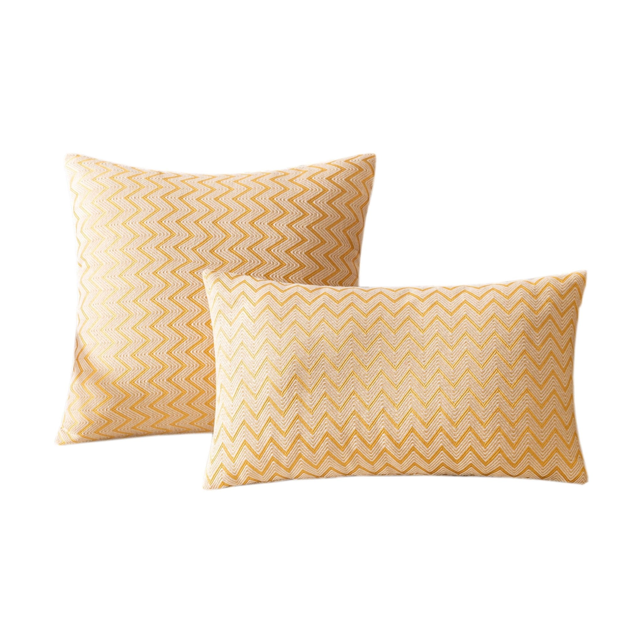 Hyper Cover Chevron Jacquard Cushion Cover | Geometric Zigzag Pillow Case - Amber - 30x50 cm