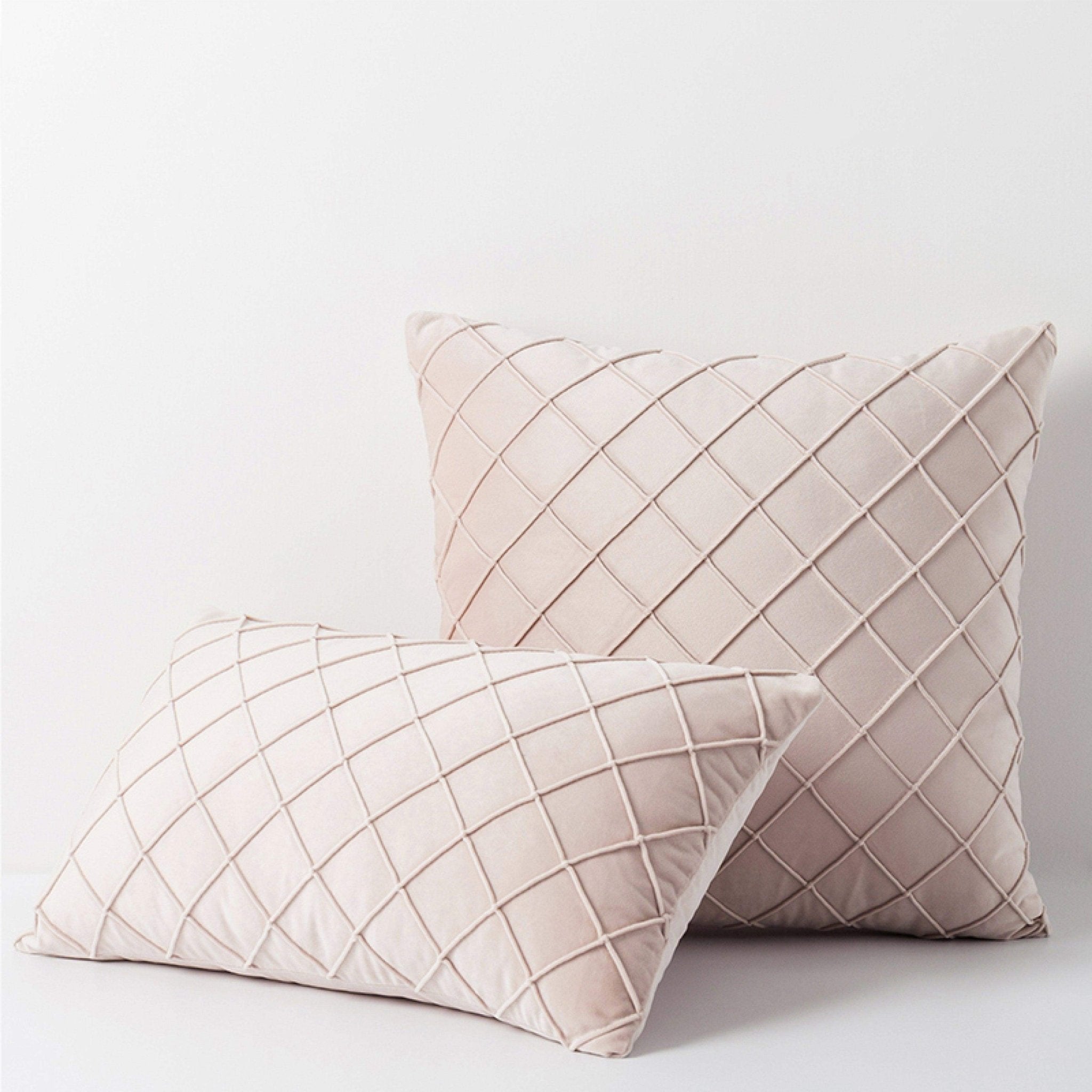 Hyper Cover Diamond Velvet Cushion Cover | Geometric Pleated Throw Pillow Case - Pink - 30x50 cm